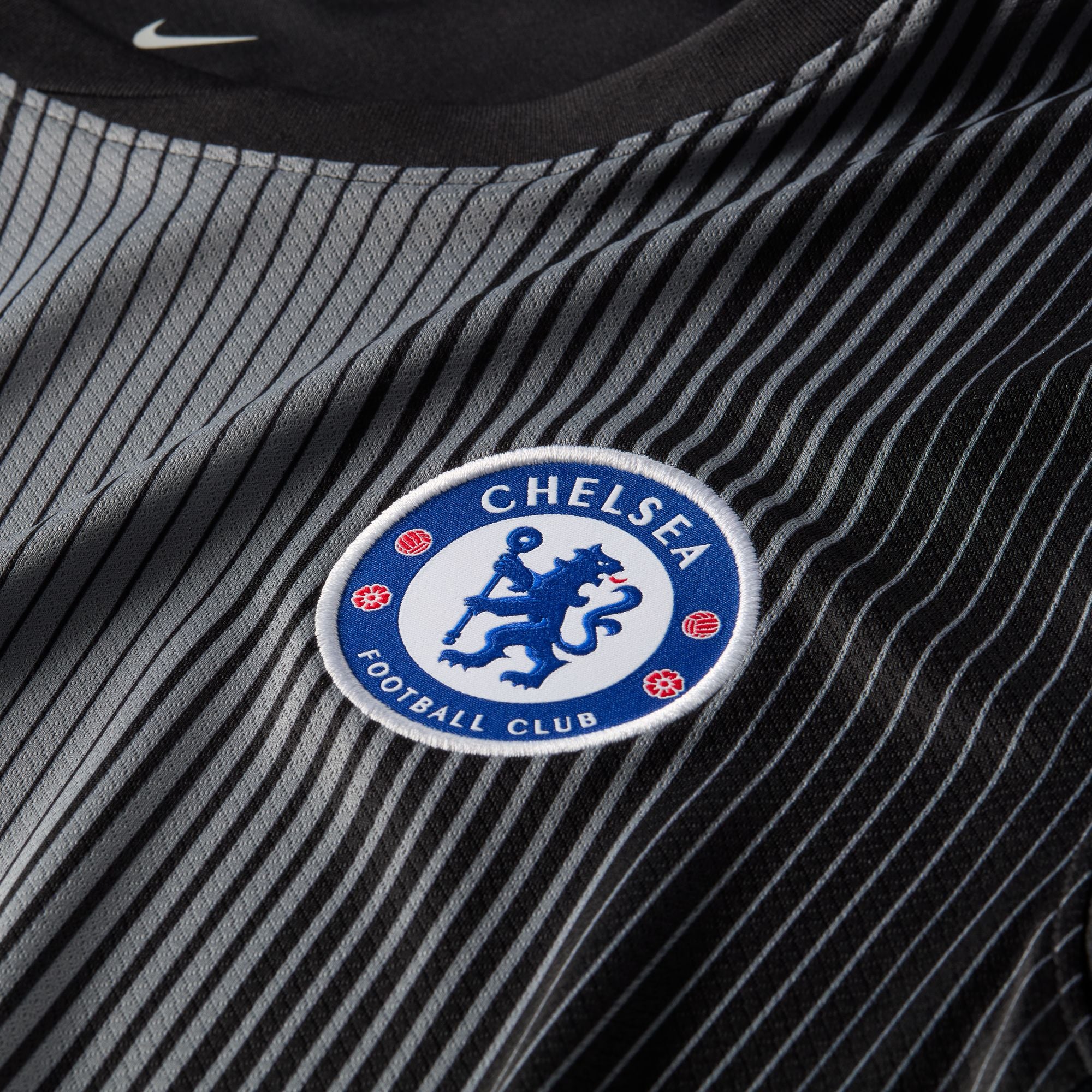 Chelsea FC 2025/26 Goalkeeper Straight Fit Stadium Shirt - HAMPTON 24