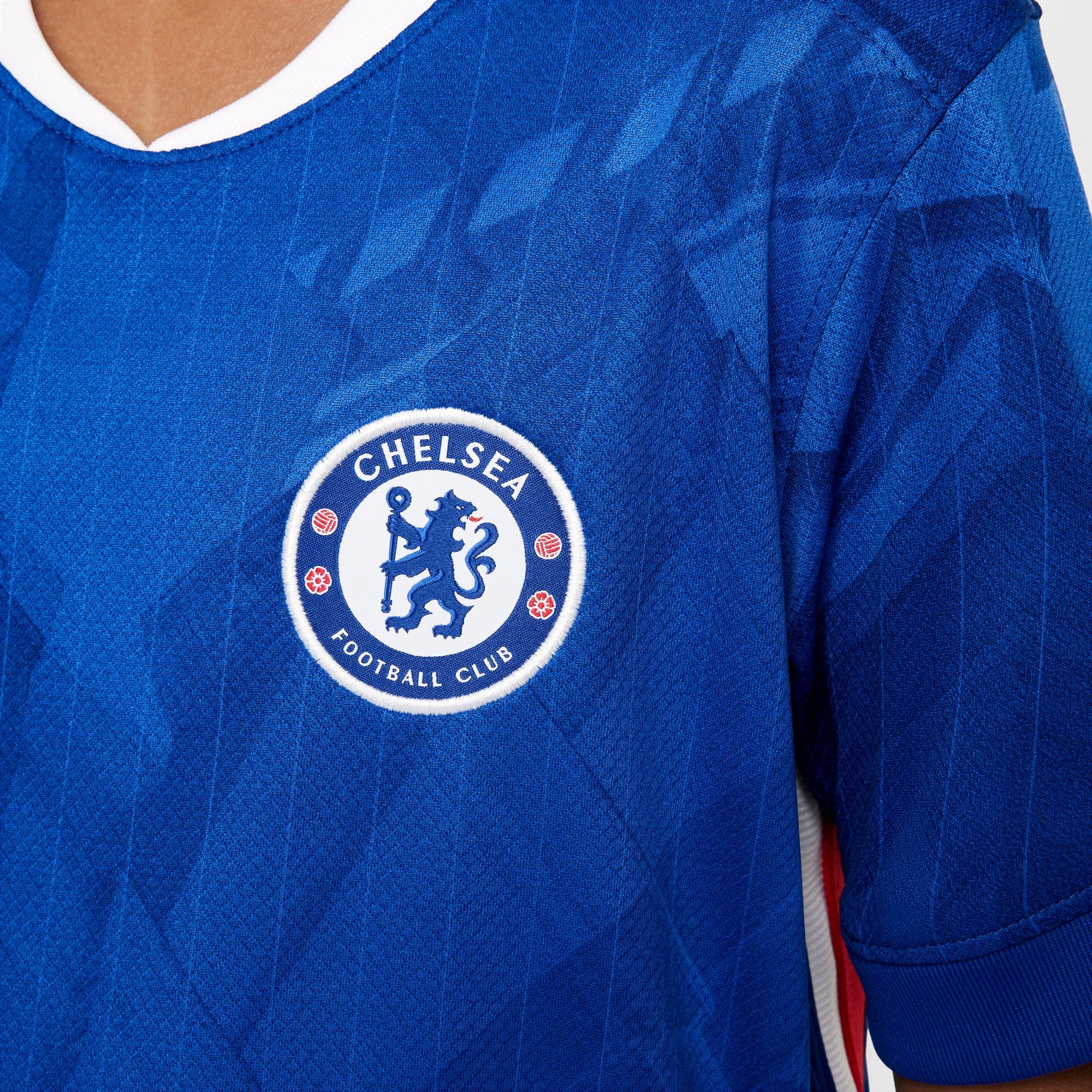 Chelsea FC 2025/26 Stadium Home Big Kids' Nike Dri-FIT Soccer Replica Jersey