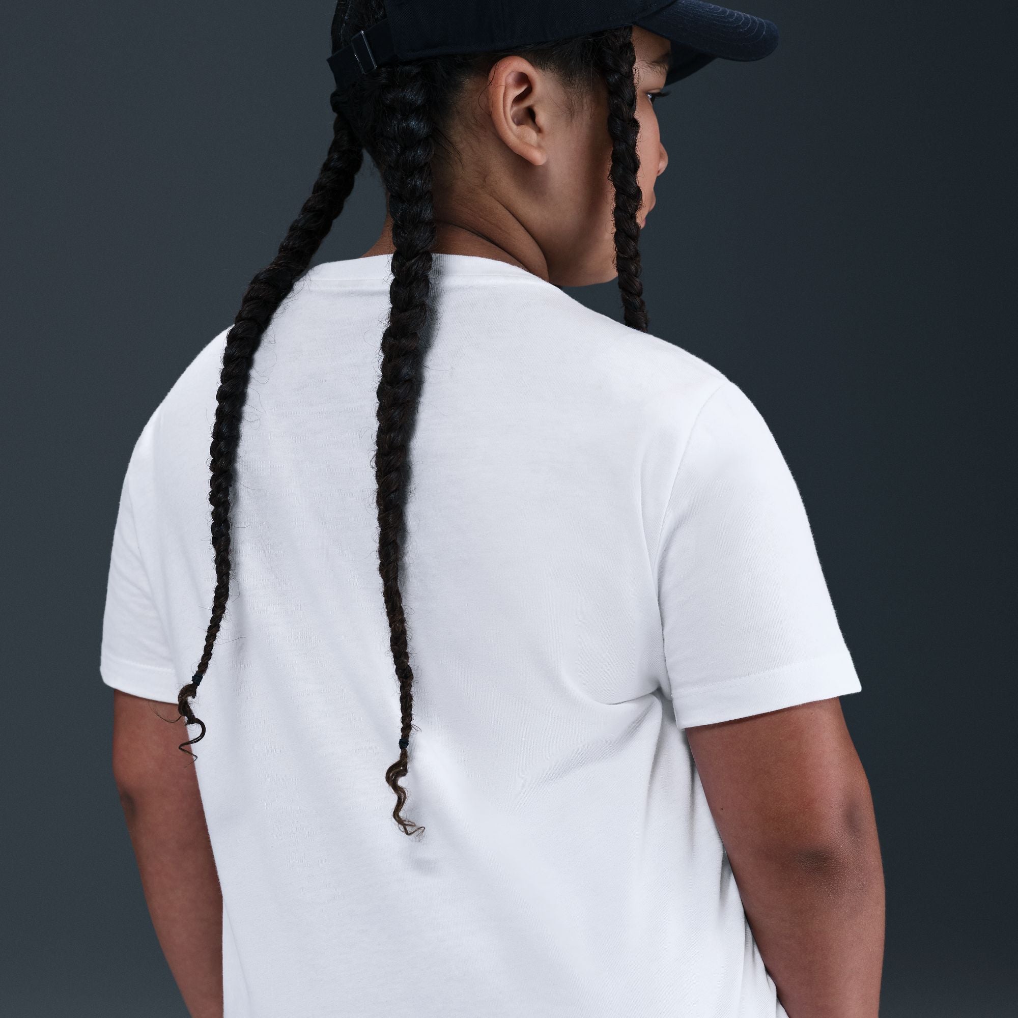 Nike Sportswear Big Kids' T-Shirt (Extended Size)