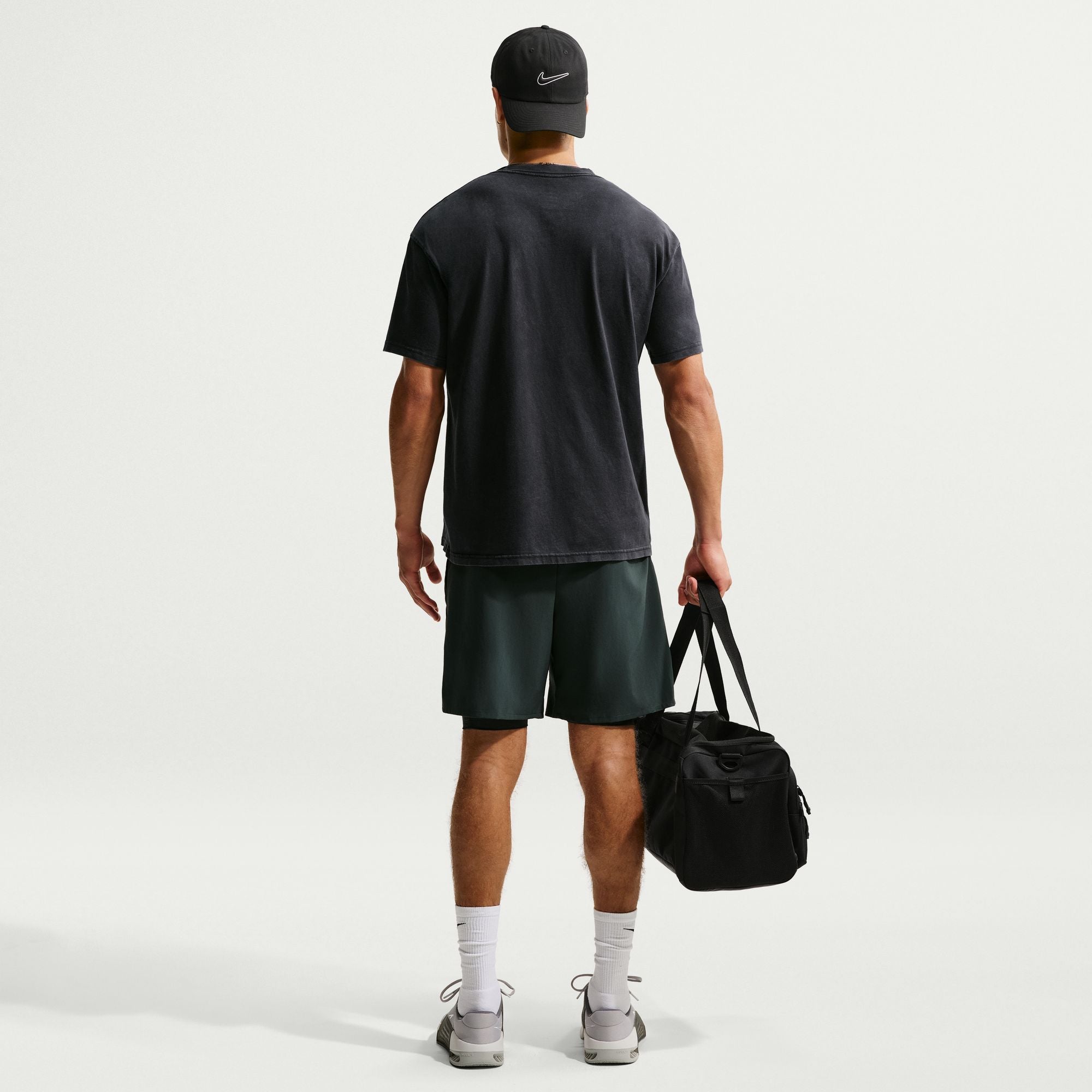 Nike Straight Fit Graphic T-Shirt