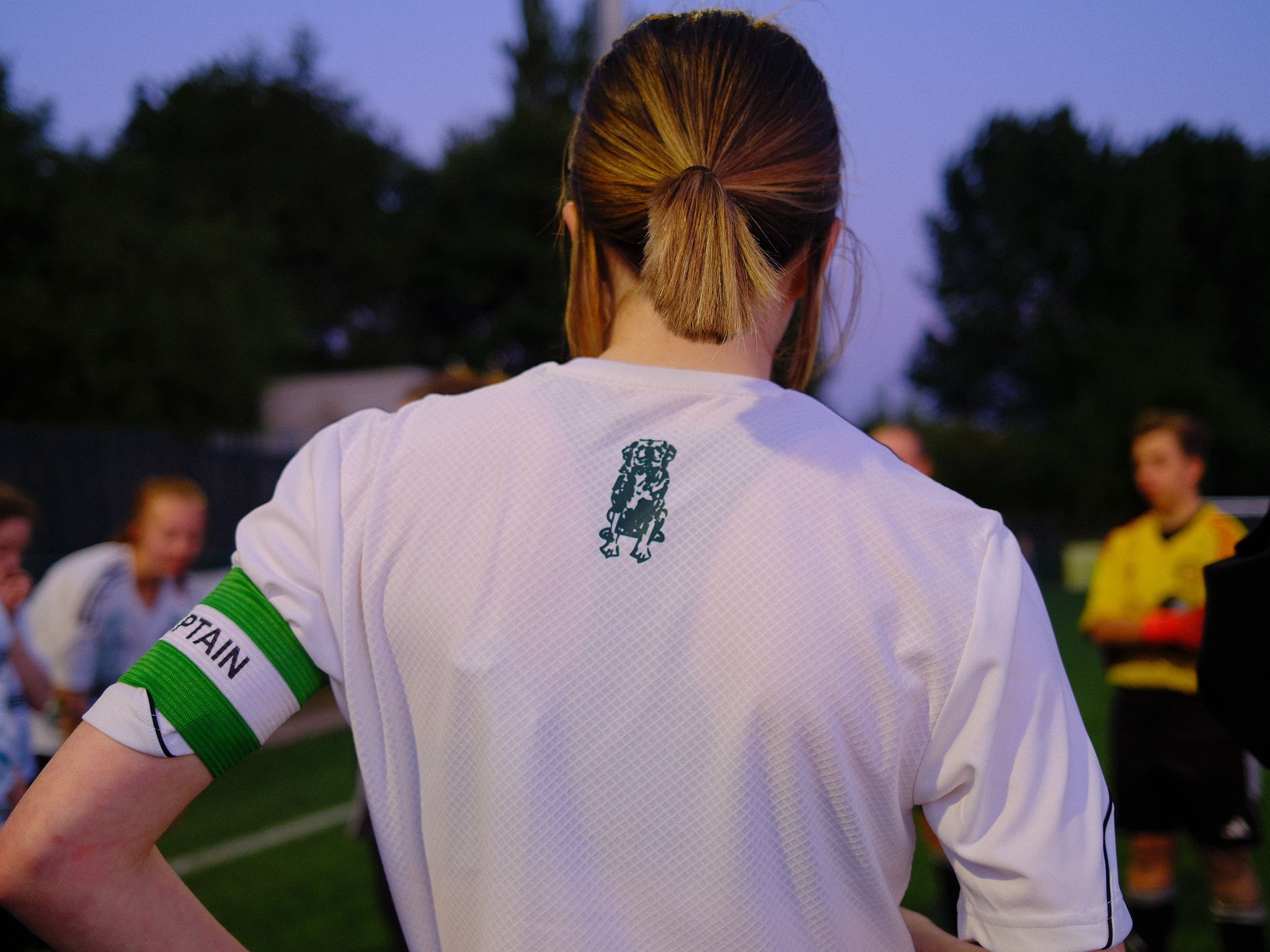 Camiseta Manchester con cordones segunda equipación 23/24
