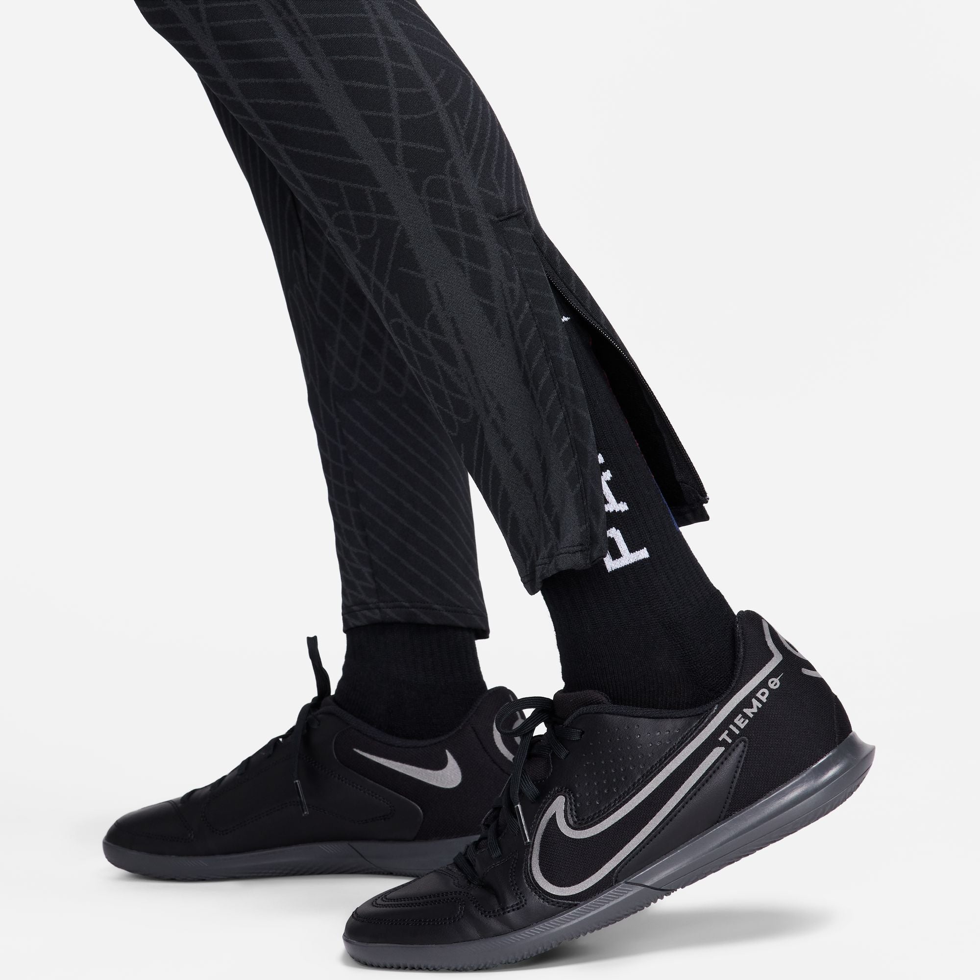 Nike Dri-FIT Strike Women's Football Pants