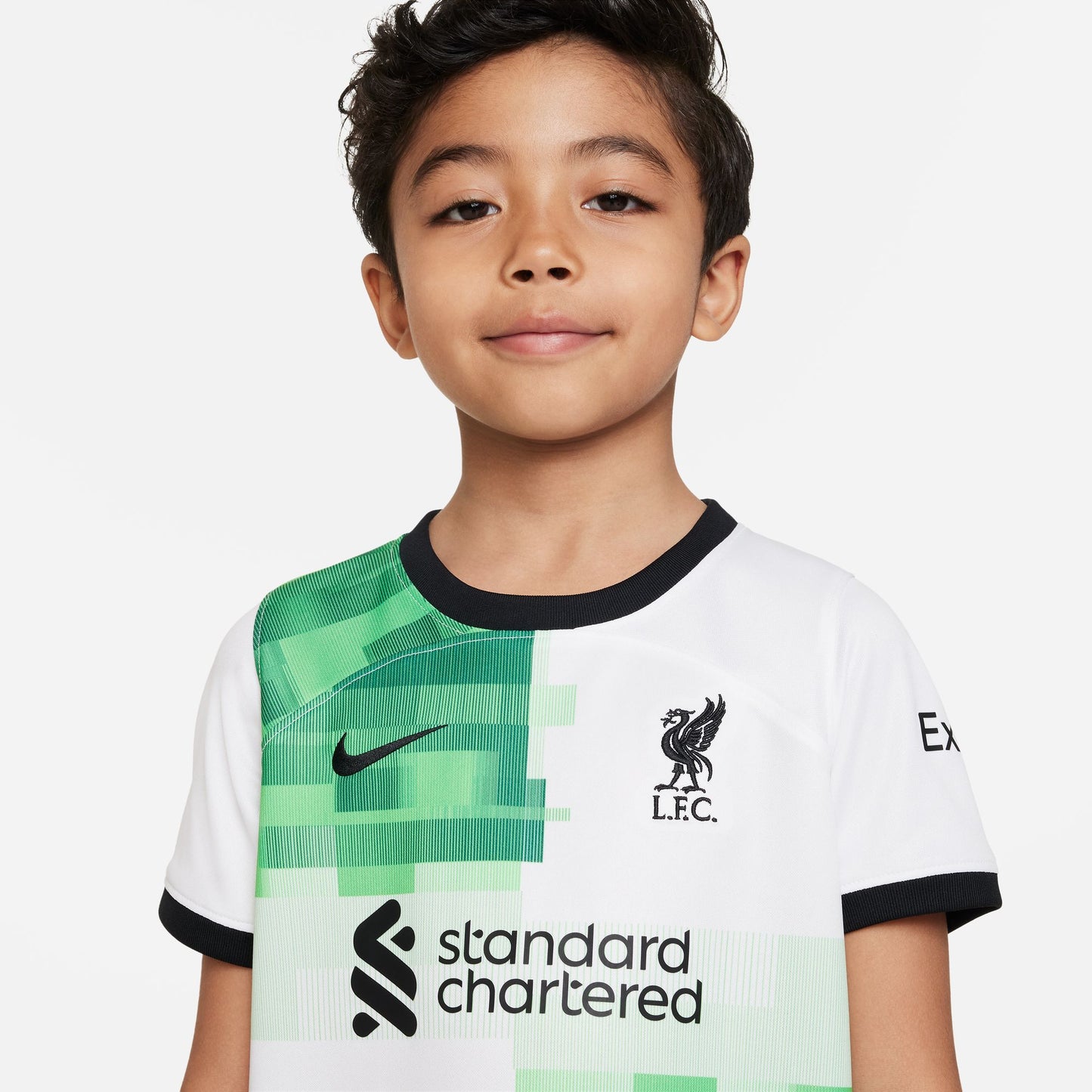 Equipación de 3 piezas Nike Dri-FIT para niños pequeños de la segunda equipación del Liverpool 23/24