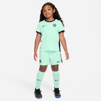 Equipación Nike Dri-FIT de 3 piezas para niño pequeño del Chelsea Tercera 23/24