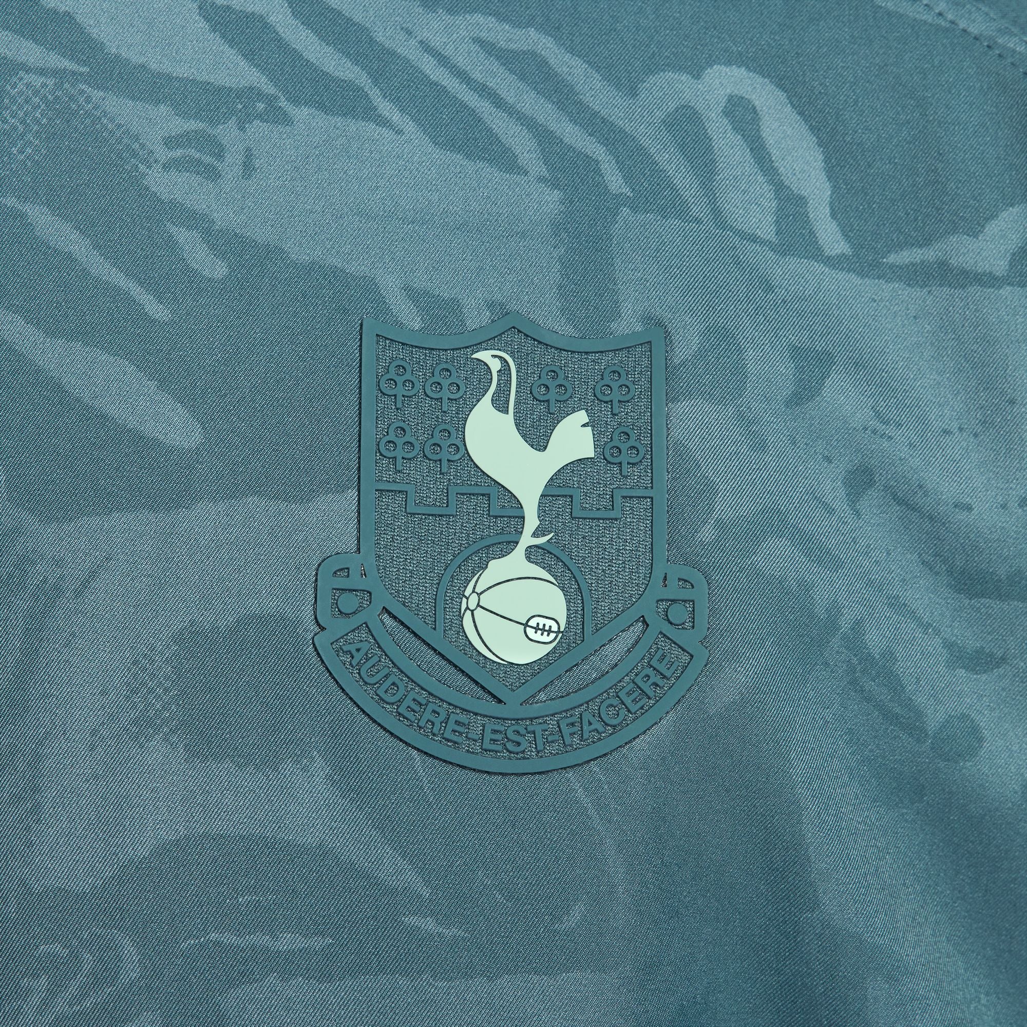 Tottenham Hotspur Strike Third Football Anthem Jacket Straight Fit