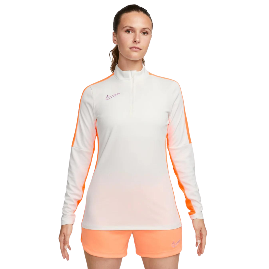 Nike Dri-FIT Academy - Voetbaltrainingstop voor dames - Wit en oranje