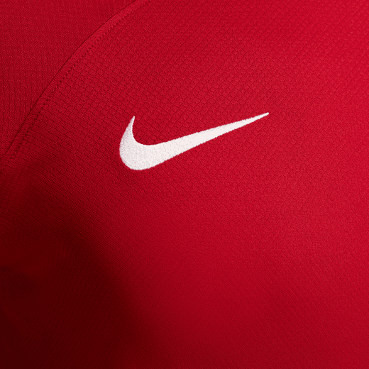 Camiseta Nike Stadium de corte recto de primera equipación del Liverpool 23/24