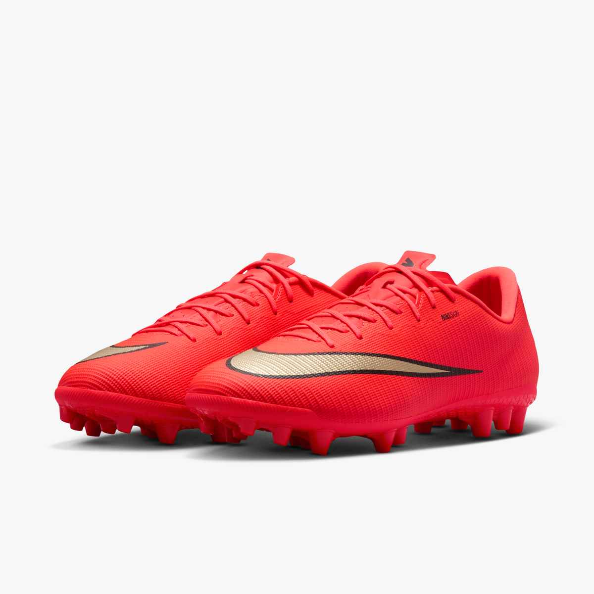 Nike Mercurial Vapor 17 Academy Artificial-Grass Low-Top Boots