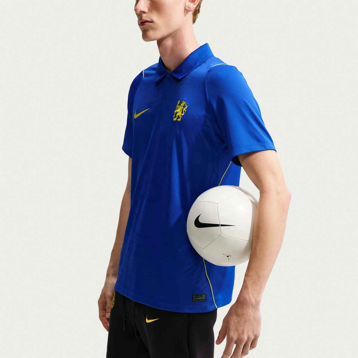 Chelsea FC 2026/27 Home Shirt - Nike | Foudys – FOUDYS